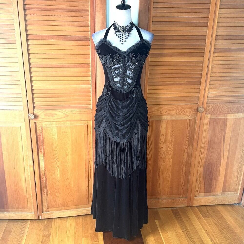 Devil Fashion Gothic Victorian Vampire Decadent Decay Black Velvet Lace Dress
